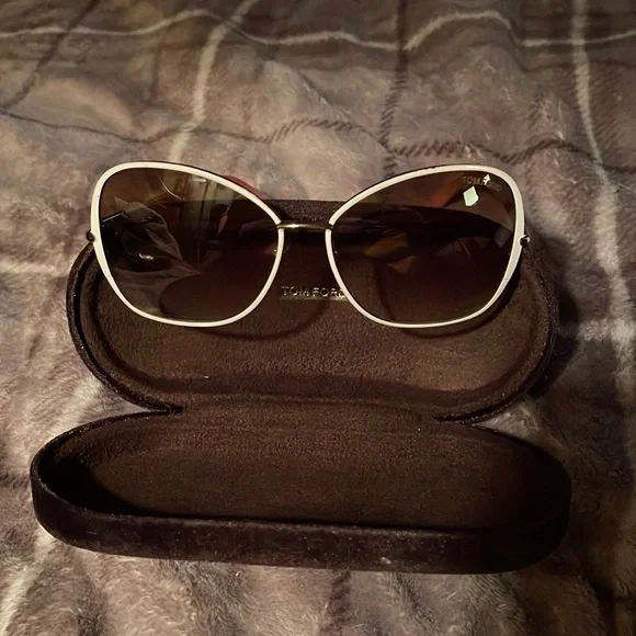 Tom Ford | Accessories | Tom Ford Sunglasses With Tom Ford  display picture 3